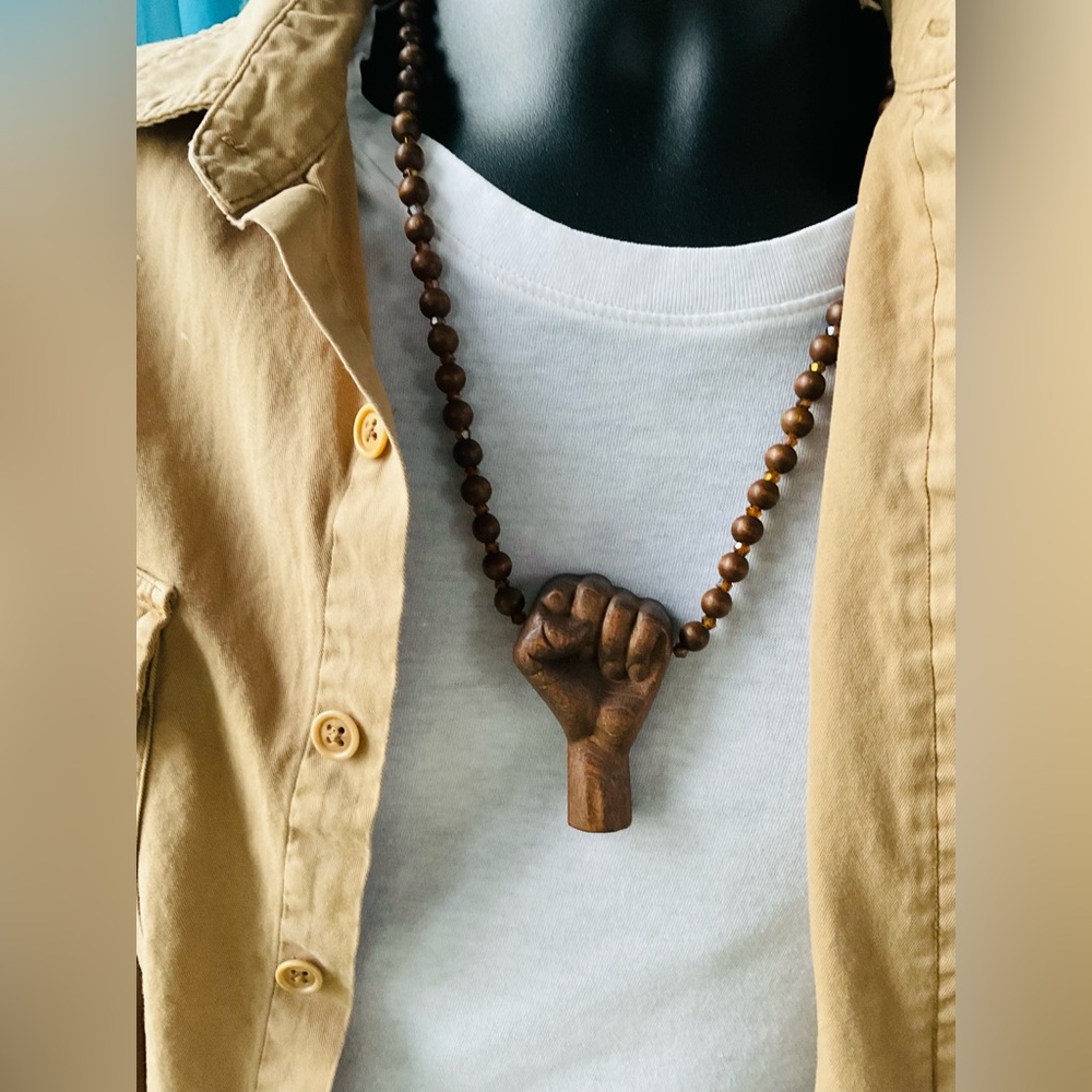 Men's Awesome Brown Wood Fist Necklace✊🏽 - Picture 3 of 3